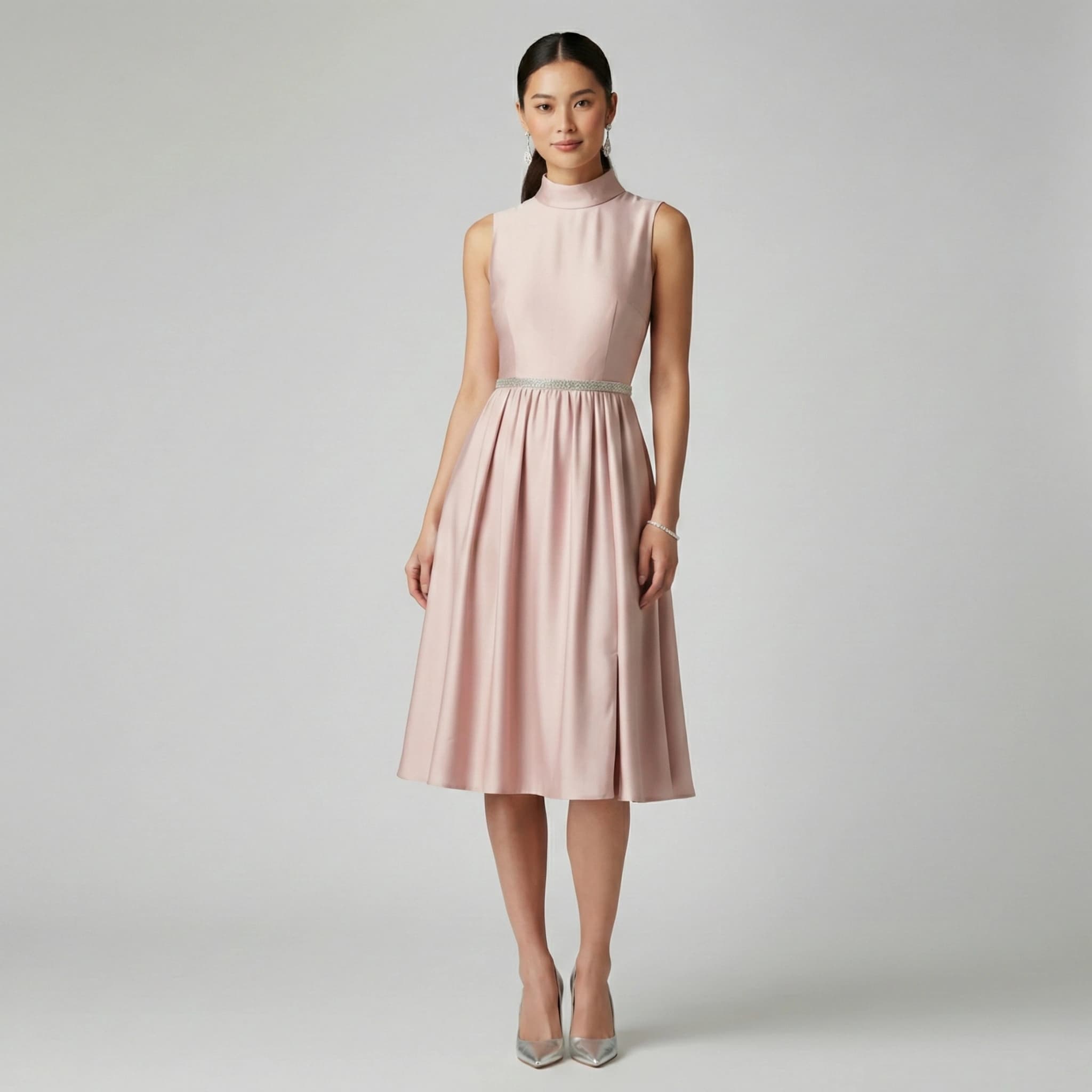 Flat Lay vs On-Model Photos: What Converts Better for Fashion Ecommerce?